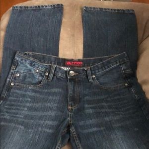 Men’s straight legged jeans
